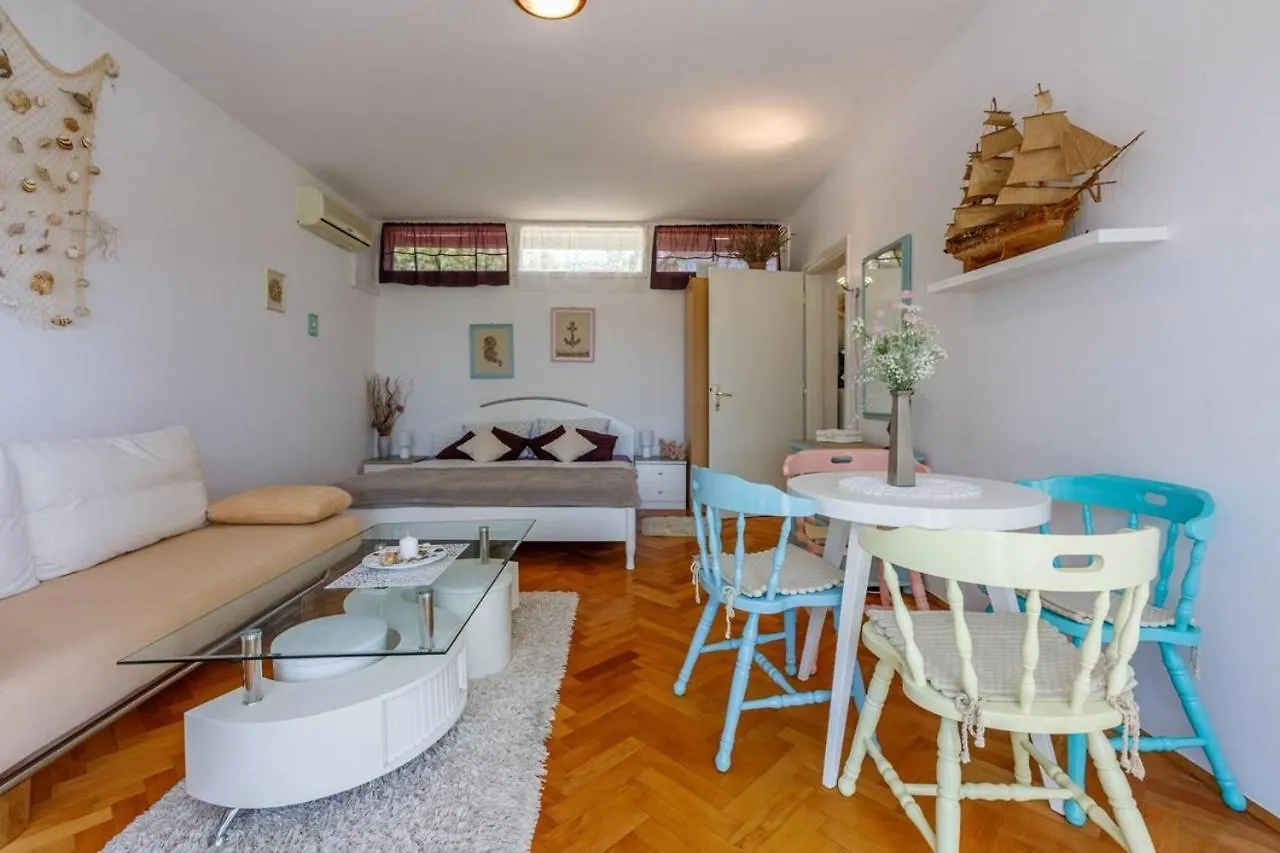 One-Bedroom Apartment In Dramalj X 0*,  Chorwacja